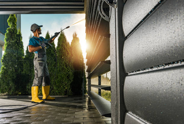 Best Pressure Washing Siding  in Eatonville, WA