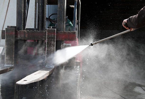 Best Pressure Washing Services for Businesses  in Eatonville, WA